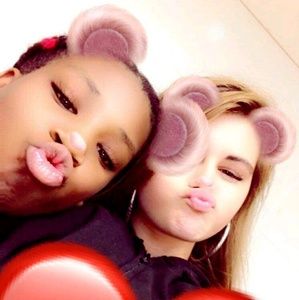 Meet your Posher, Destiny